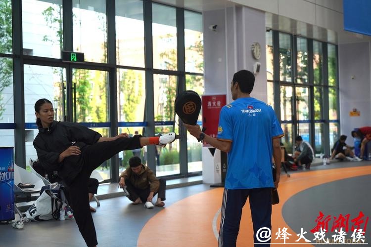 成都大运会选手训练备赛忙 成都大运会选手训练备赛忙